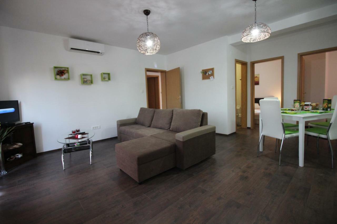 Apartmani Irena Novi Vinodolski Zewnętrze zdjęcie