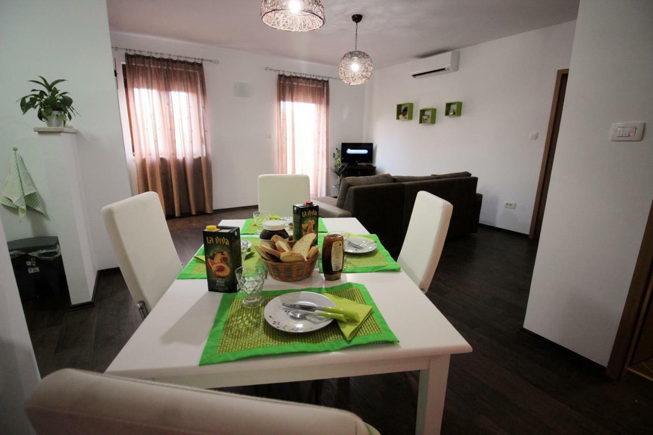 Apartmani Irena Novi Vinodolski Zewnętrze zdjęcie