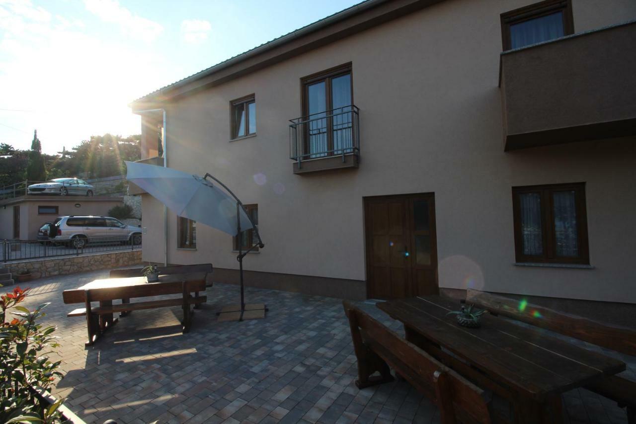 Apartmani Irena Novi Vinodolski Zewnętrze zdjęcie